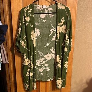 7th Ray Green Floral Kimono Top